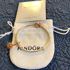 Pandora 7” Rose Gold Bracelet w/Heart closure w/crystals